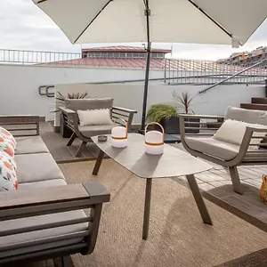 https://barcelona-touch-apartments-rosich.topbarcelonahotels.com