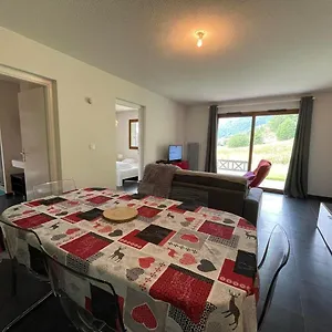 https://appartement-la-chapelle-dabondance-4-pices-9-personnes.hotels-rhonealpes.com
