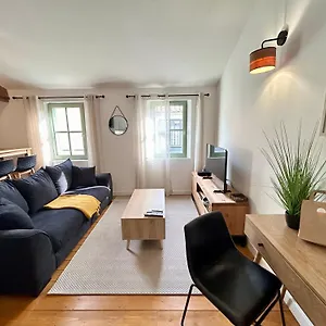 https://chez-sam-et-las-du-forum-centre-ville.fr-provencehotel.com