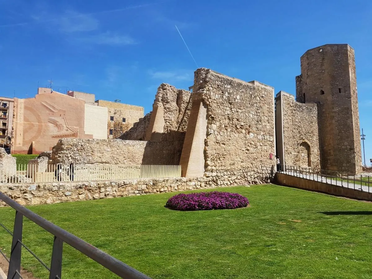 Fantastico Apartamento Al Lado Del Serrallo Tarragona Apartment